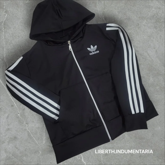 Campera con 3 Lineas