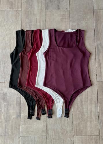 Body Musculosa Cuello Cuadrado Modal Soft