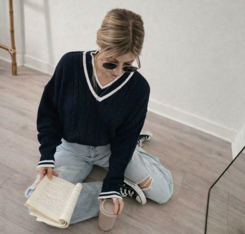 Sweater Universitario