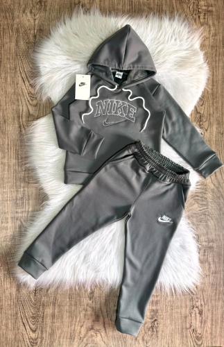Conjunto Nik Nene