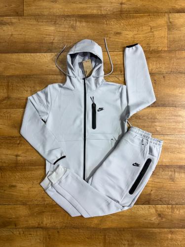 Últimos Conjunto Nike Estilo Tech Importado - Miniatura 5
