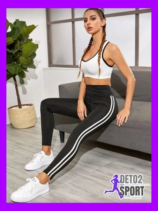 Calza Seamless Total Black y Lineas Blancas Laterales sin Frunce..!!