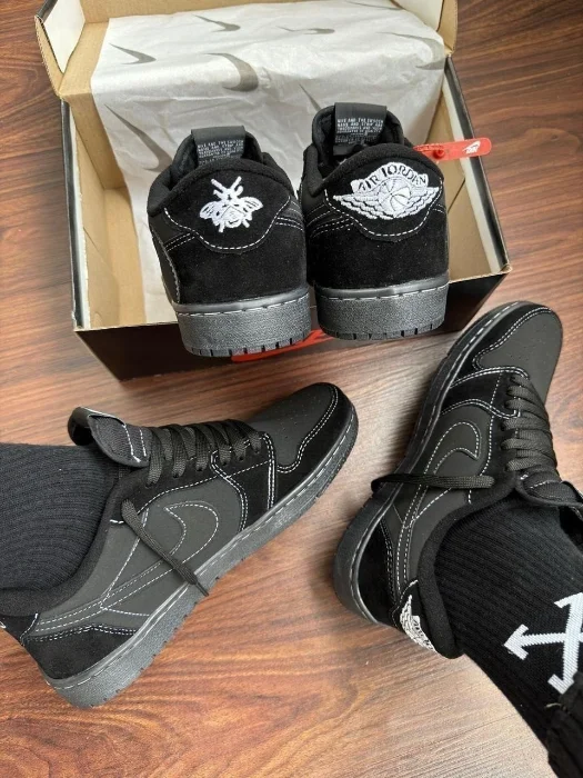 Sb Travis