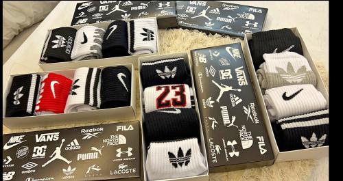 Pack de Medias con Caja