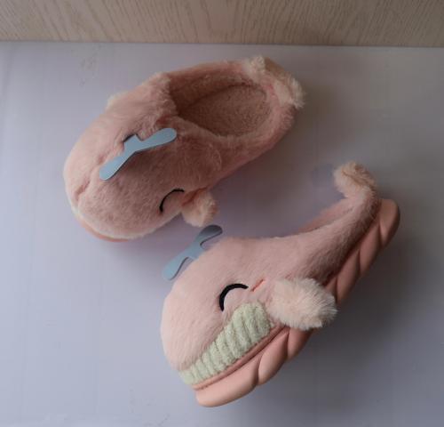 Pantuflas de Ballena Importado