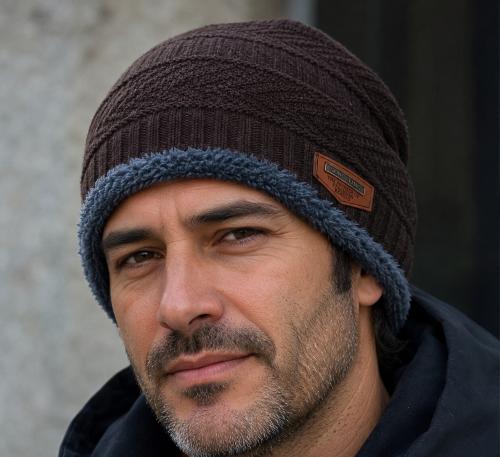 Gorros con Piel de Hombre