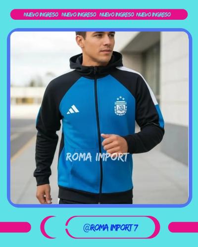 Conjunto Deportivo Infantil  Combinado con Capucha.