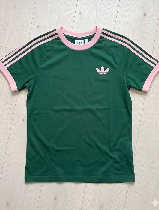 Remera Premium Adi