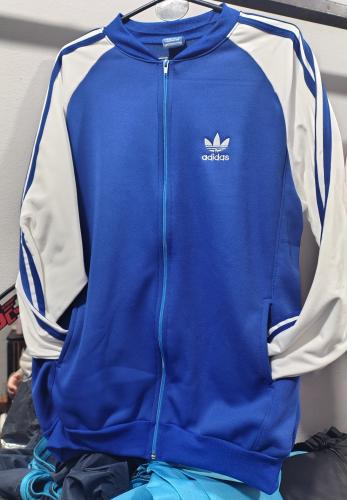 Campera Adi - Miniatura 3