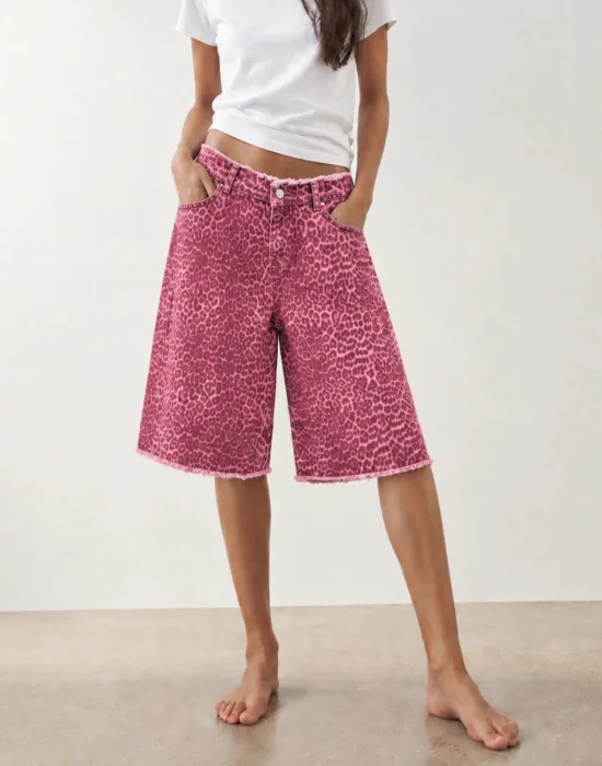 Bermuda Oversize Print Rosa Tela Rigida Premium