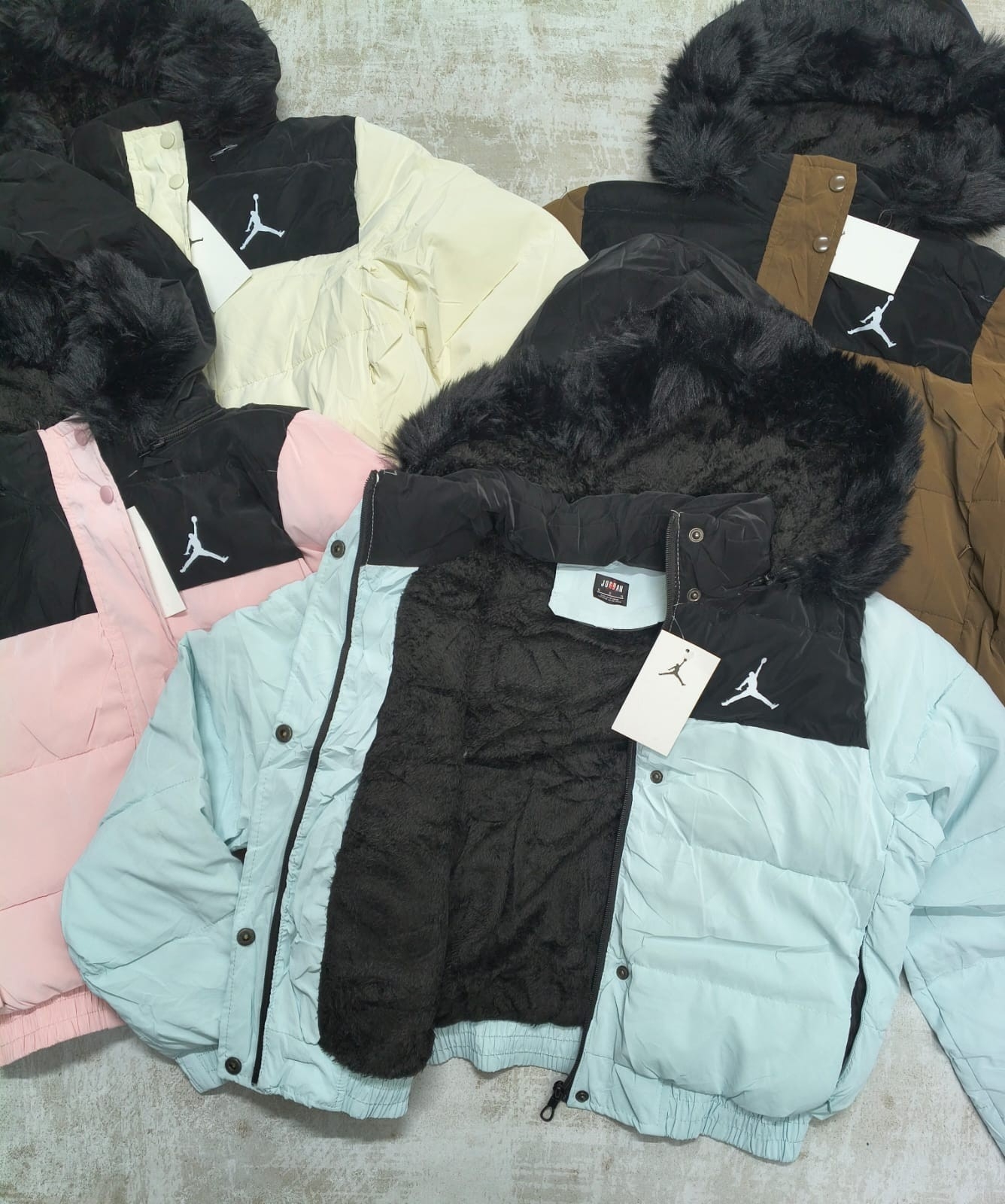 Puffer con Piel Jordan - Imagen 1