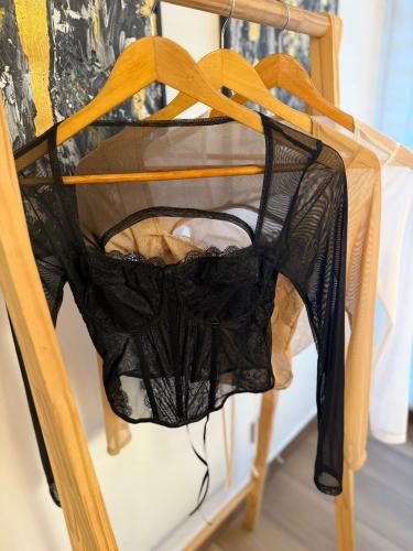 Corset de Encaje Canada