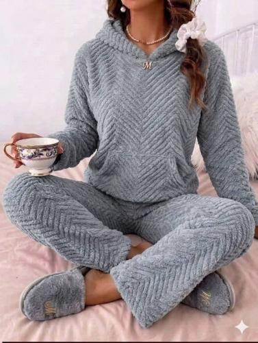 Pijama Relieve