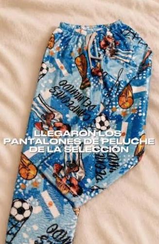 Pantalón Peluche de la Seleccion