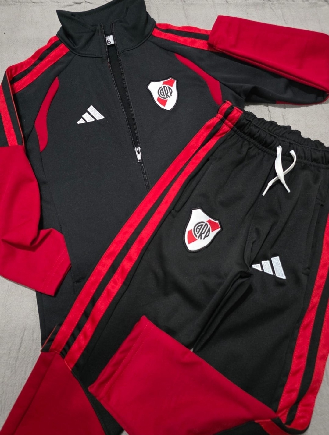 Conjunto River Plate para Nene. - Imagen 1