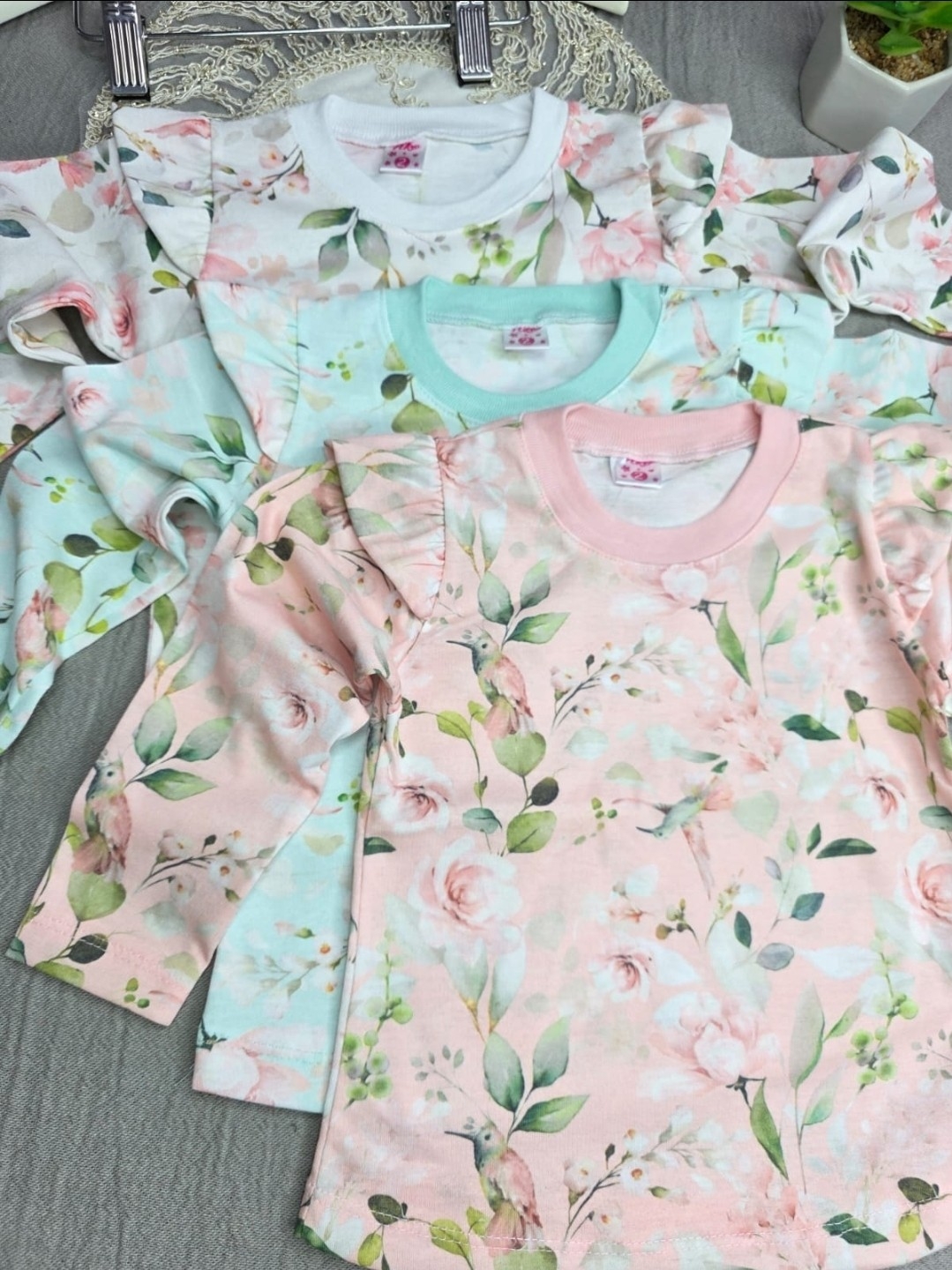 Camiseta Jazmín para Beba. - Imagen 2