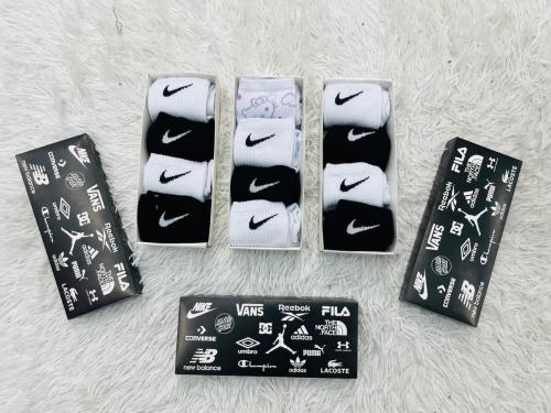 Cajas con Medias
