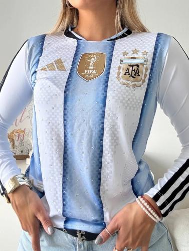 Camiseta con Estras
