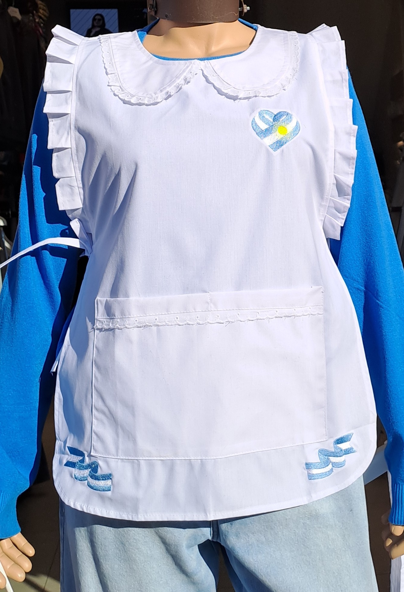 Poncho Bordado - Imagen 2