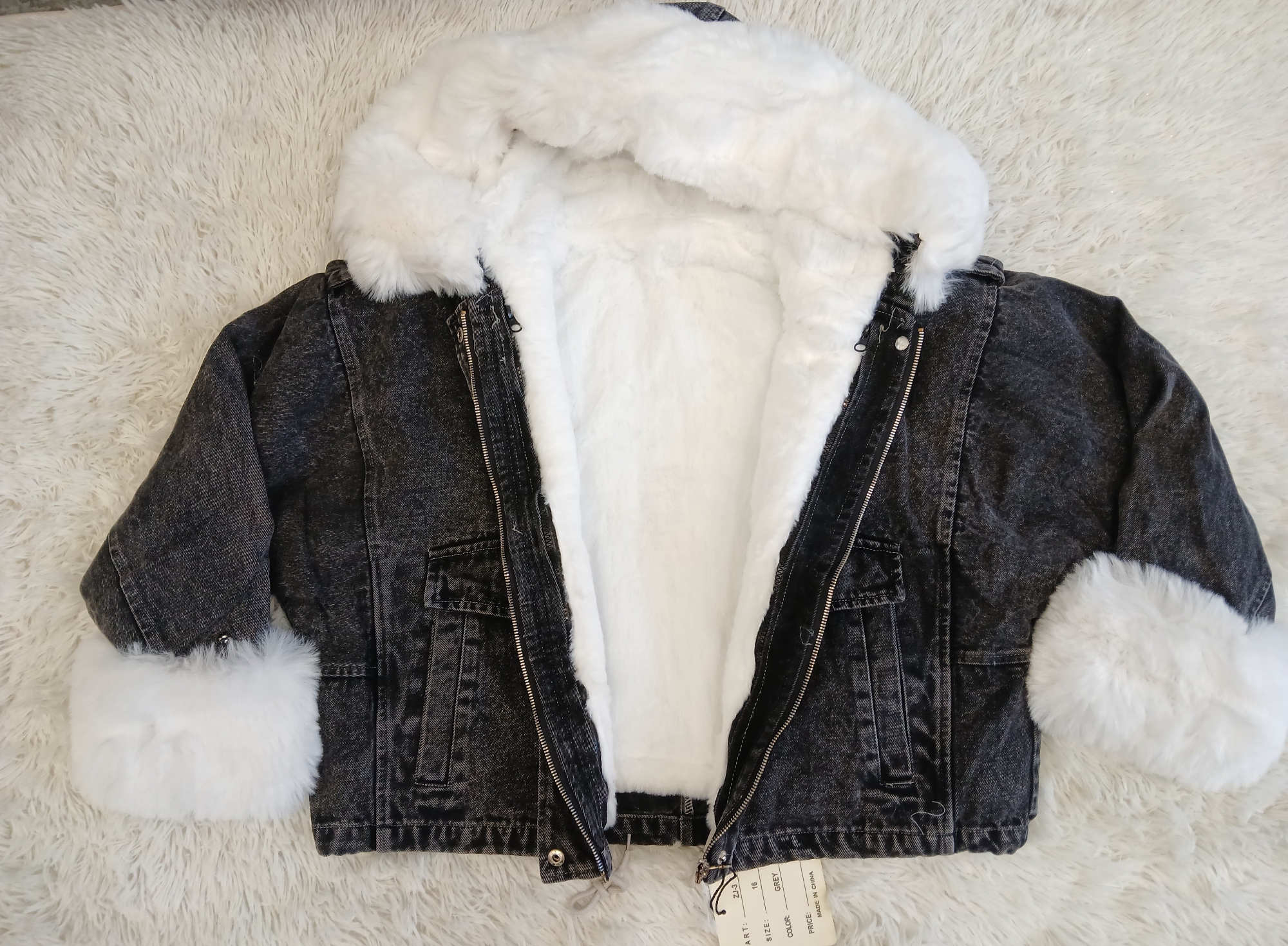 Campera Tipo Oversize con Piel Desmontable - Imagen 2