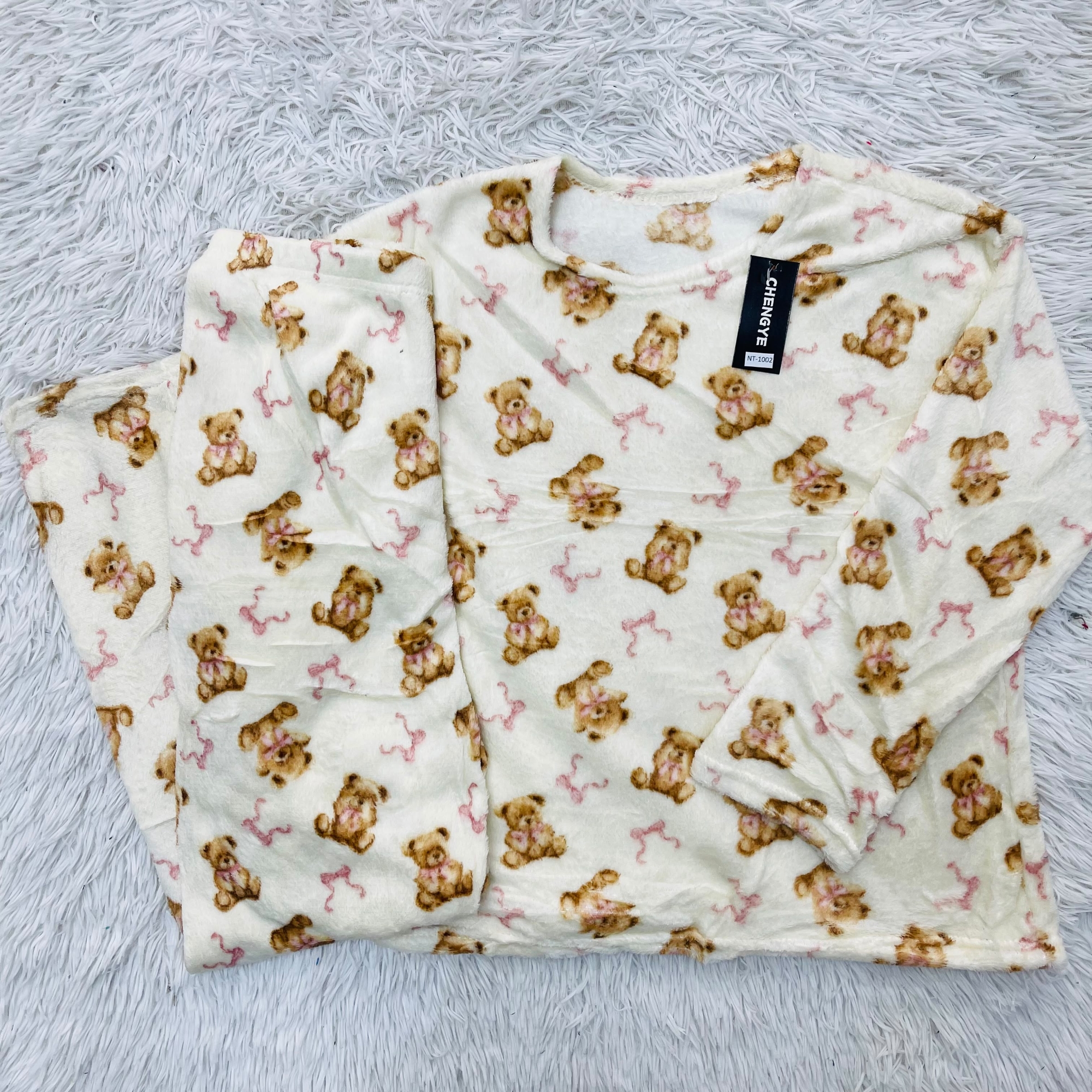 Pijamas Plush 2 Piezas - Imagen 3