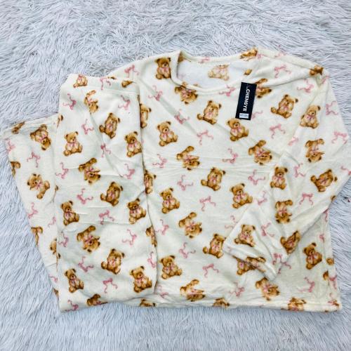 Pijamas Plush 2 Piezas - Miniatura 3
