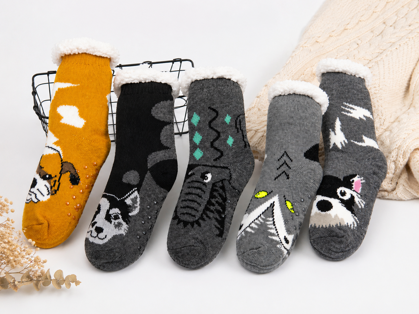 Pantumedia Corderito Interior C/antideslizante Hombre X12 Pares - ChatGPT%20Image%2030%20abr%202026%2C%2015_18_45.png