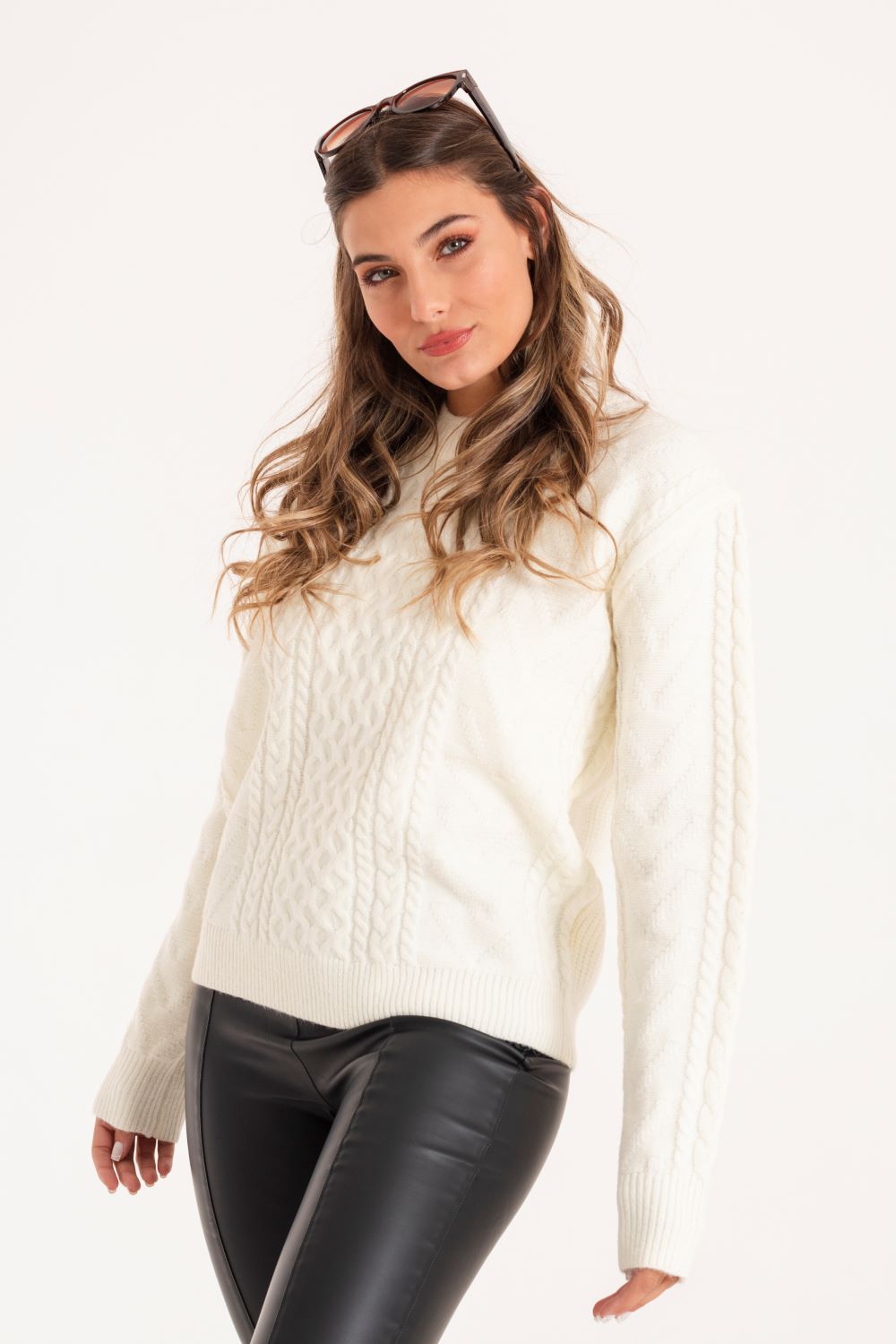 B8: Sweater Panal Cuello Redondo (promo 2 X $30000) - B8-3.JPG