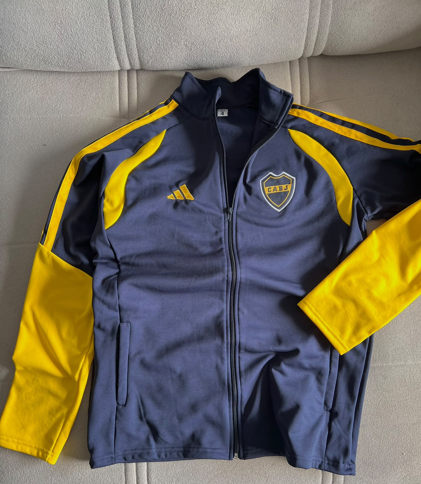 Campera Boca Juniors - 5cdd939d-4218-44c9-b8b3-7fffd040e390.jpeg