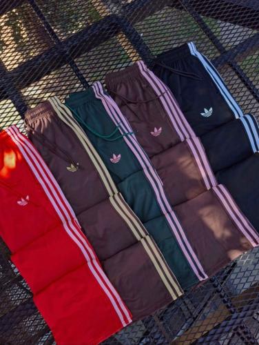 Palazos Adidas
