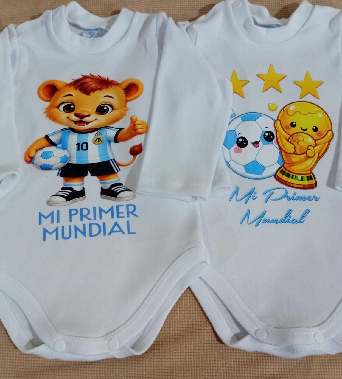 Body Media Polera Mi Primer Mundial de Bebe - Imagen 3