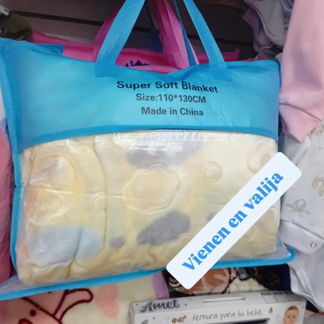 Frazada de Piel para  Cuna Importados en Valija - Imagen 2
