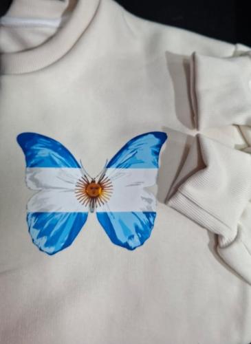 Buzo de Algodón con Frizza de Argentina