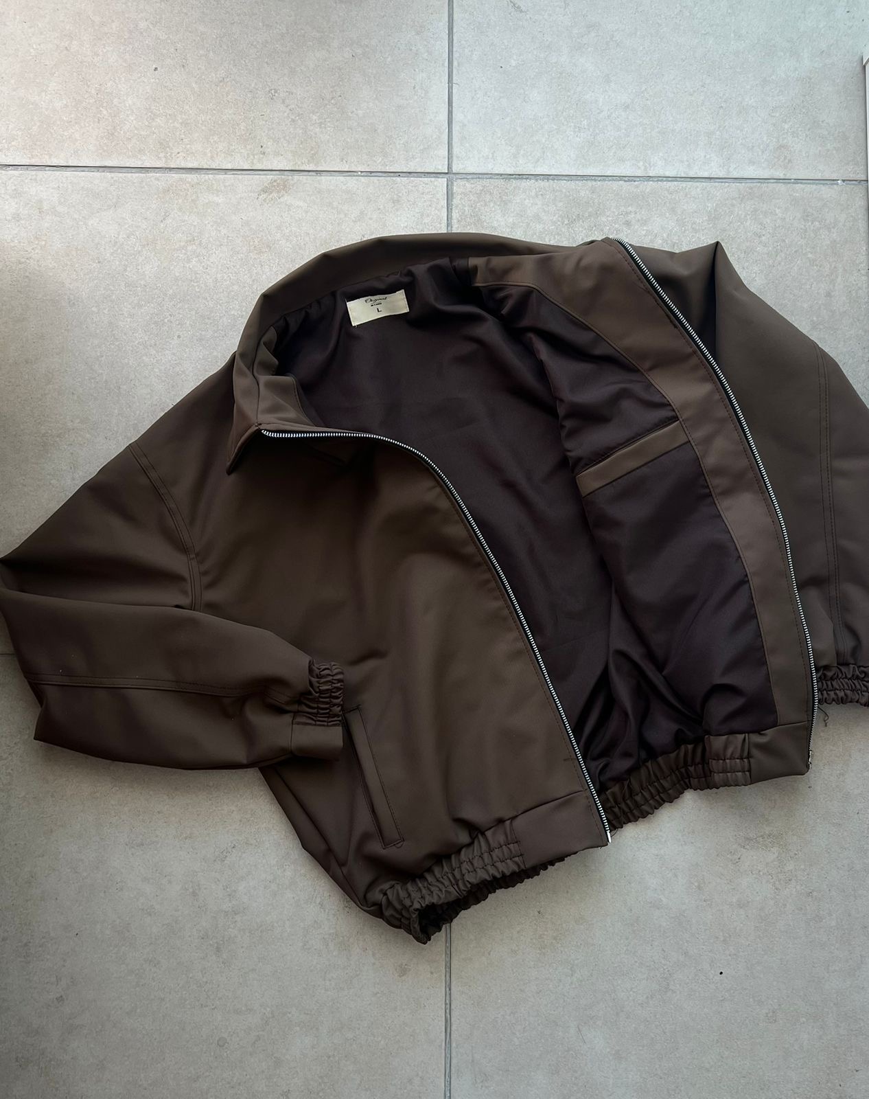 Campera Bomber de Hombre - f93f22b0-2980-4157-82ea-5fd30b578d7d.jpeg