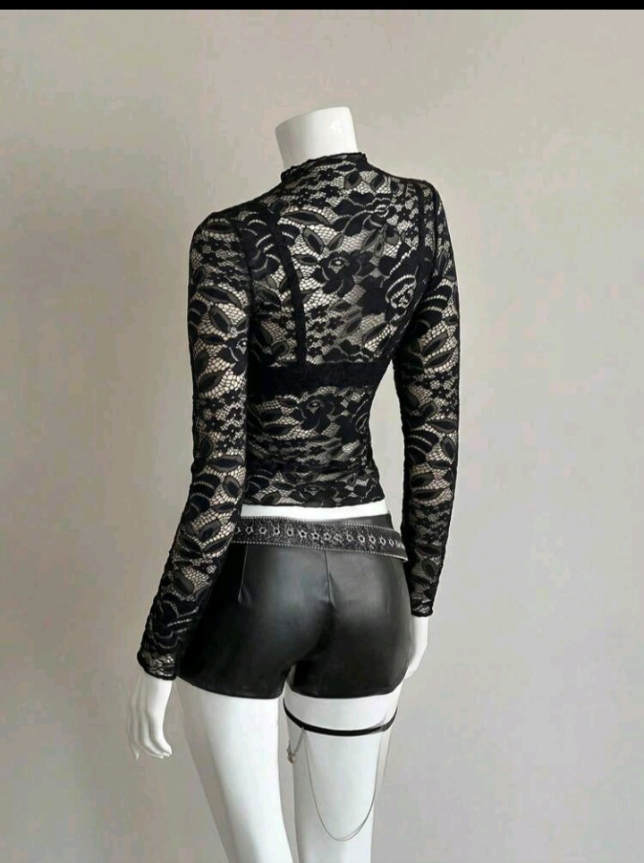 Remera Encaje - Imagen 2