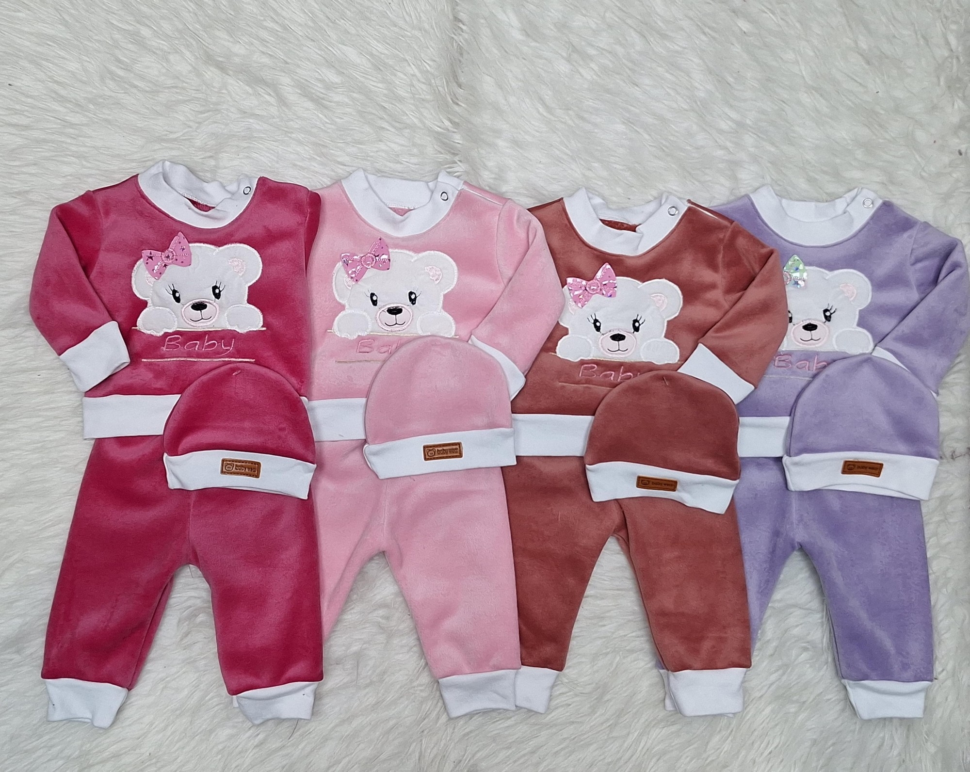 Conjunto Plush con Piel Beba 3 Piezas - Imagen 2