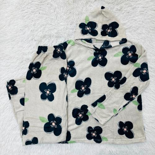 Pijama Polar con Capucha