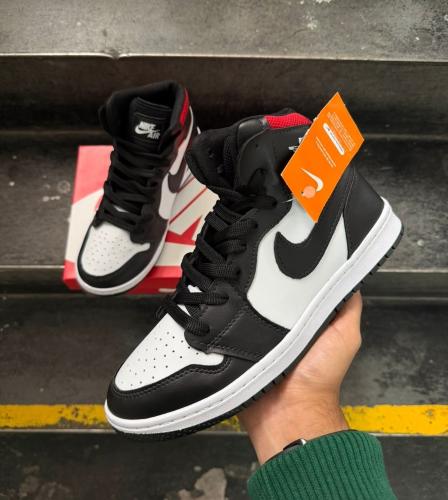 Nike Air Jordan 1 Blackred