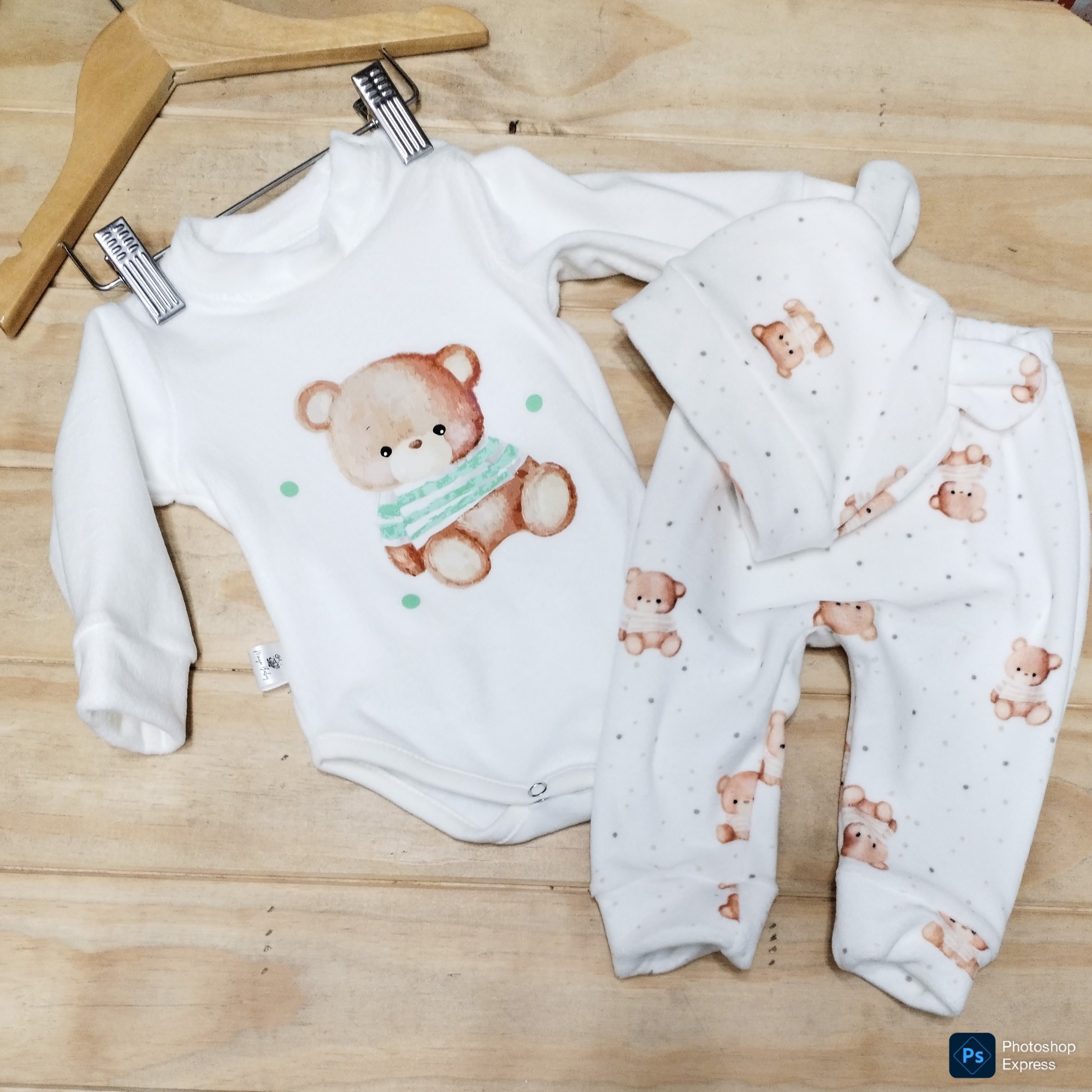 Conjunto Body,, Ranita y Gorrito Plush - Imagen 2