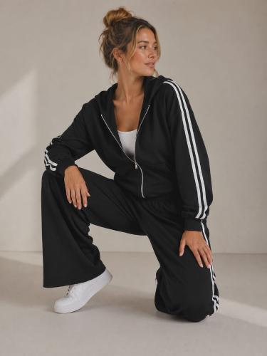 Conjunto Campera + Pantalón de Darlon con Guardas .