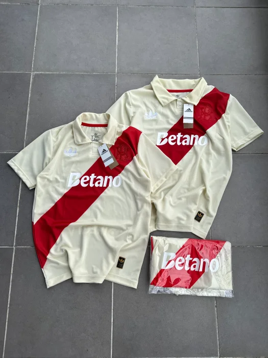 Camiseta de River Plate