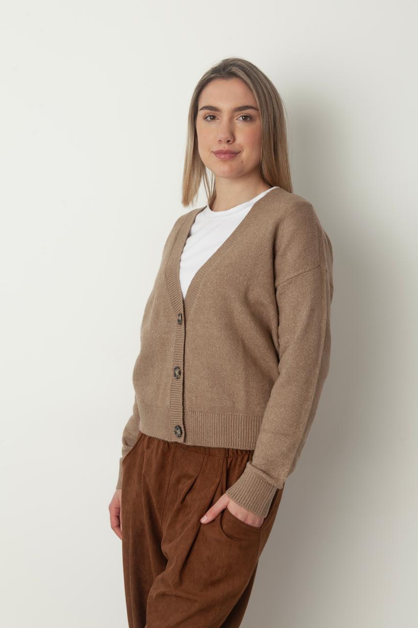 Cardigan Pampa - WhatsApp%20Image%202026-07-13%20at%2011.39.13%20AM%20(2).jpeg