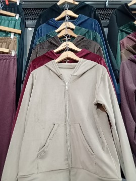 Campera de Plush Bifaz - Imagen 2