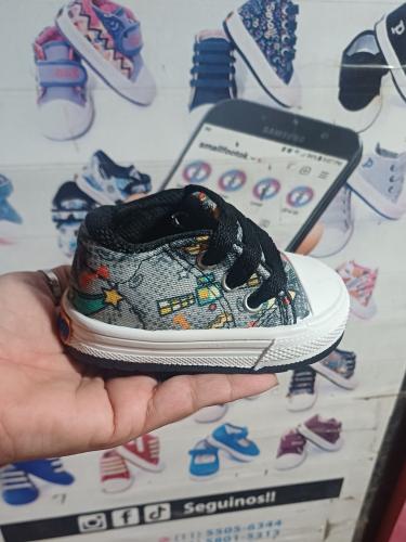 Zapatillas Linea Bebe con Cordones