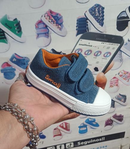 Zapatillas con Abrojos Kids