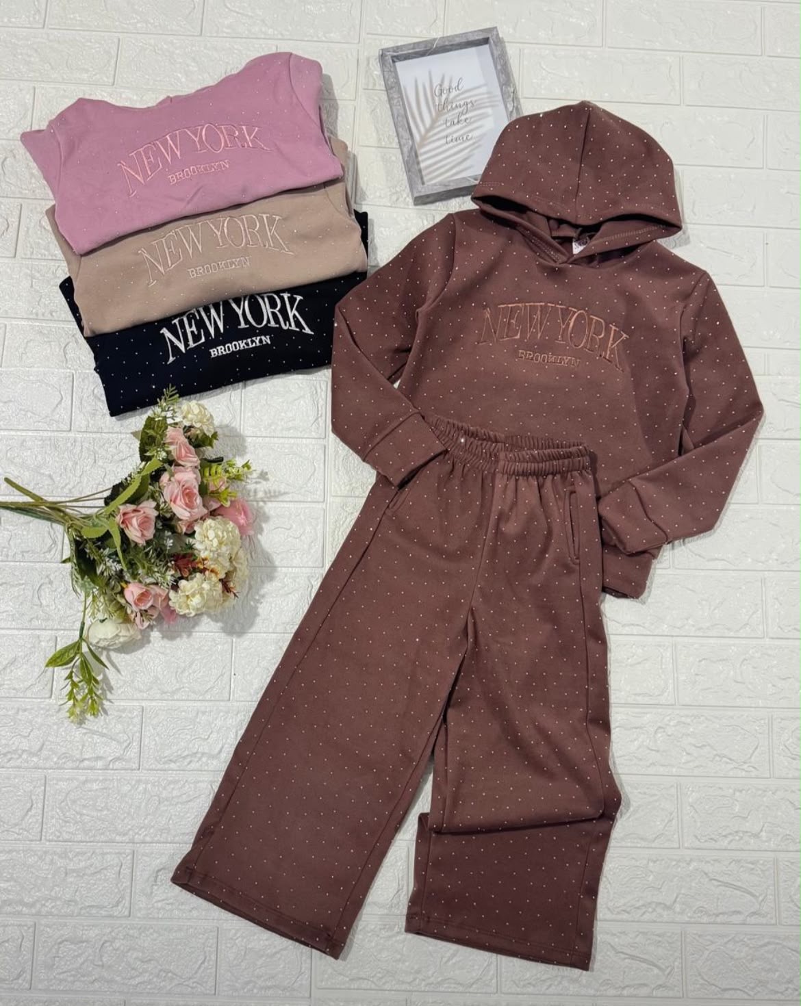 Conjunto Niña Brillo Broklyn - 9ba02b8f-b3c6-4dda-a681-279350f3c321.jpeg