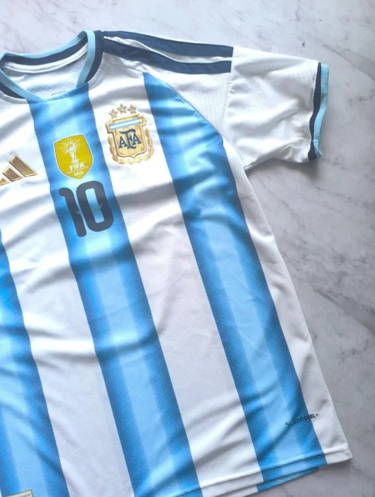 Camiseta de Argentina Bordado Disponible