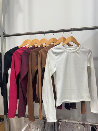 Camiseta Rib Frisa