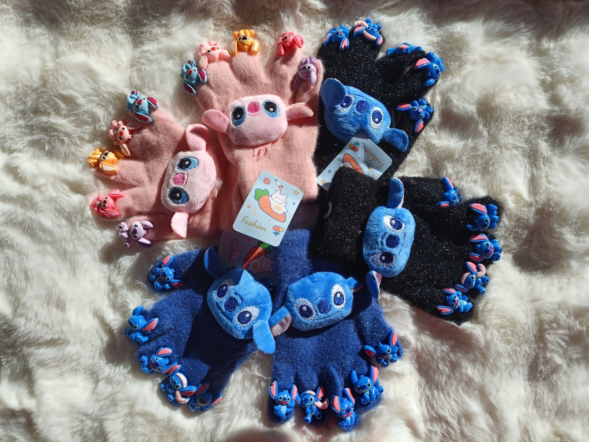 Guantes de Stitch - Imagen 1