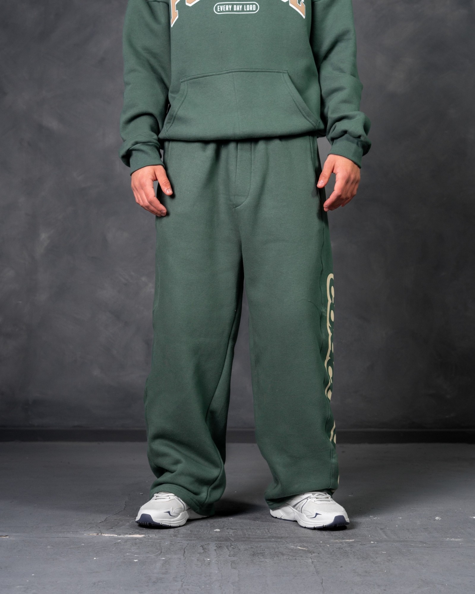 Jogging Baggy Frisa Verde "coldculture" - Imagen 2